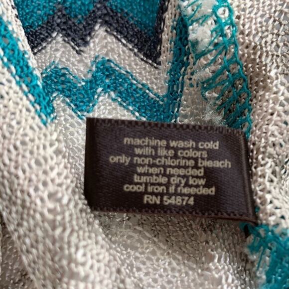 The Limited Flutter Sleeve Geometric Print Top - Picture 7 of 7